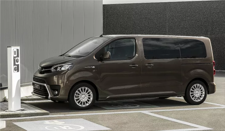 Toyota PROACE Verso Electric